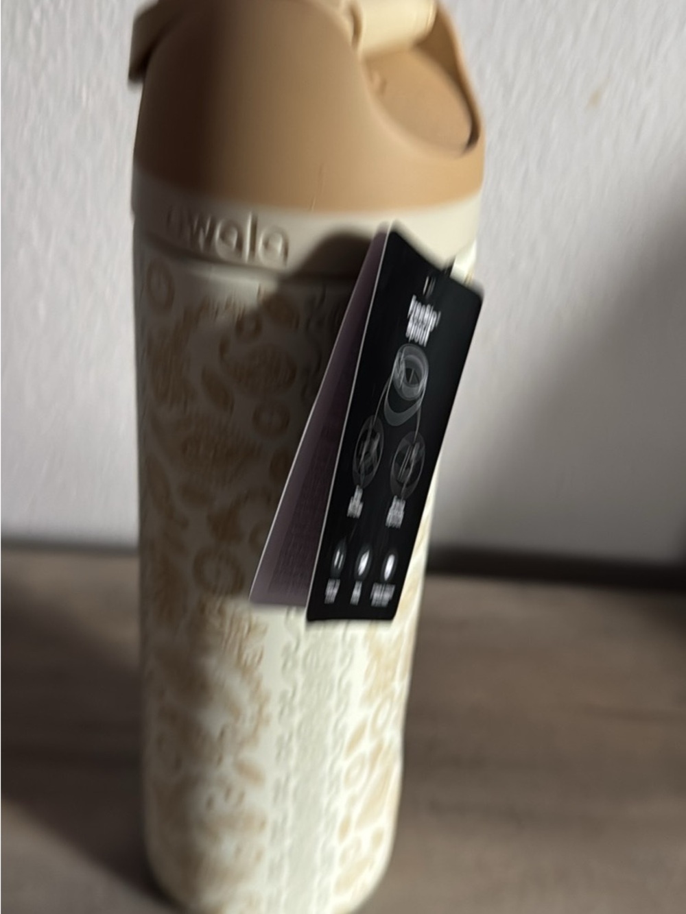 Owala Cream Paisley Insulated Bottle with Tan Lid